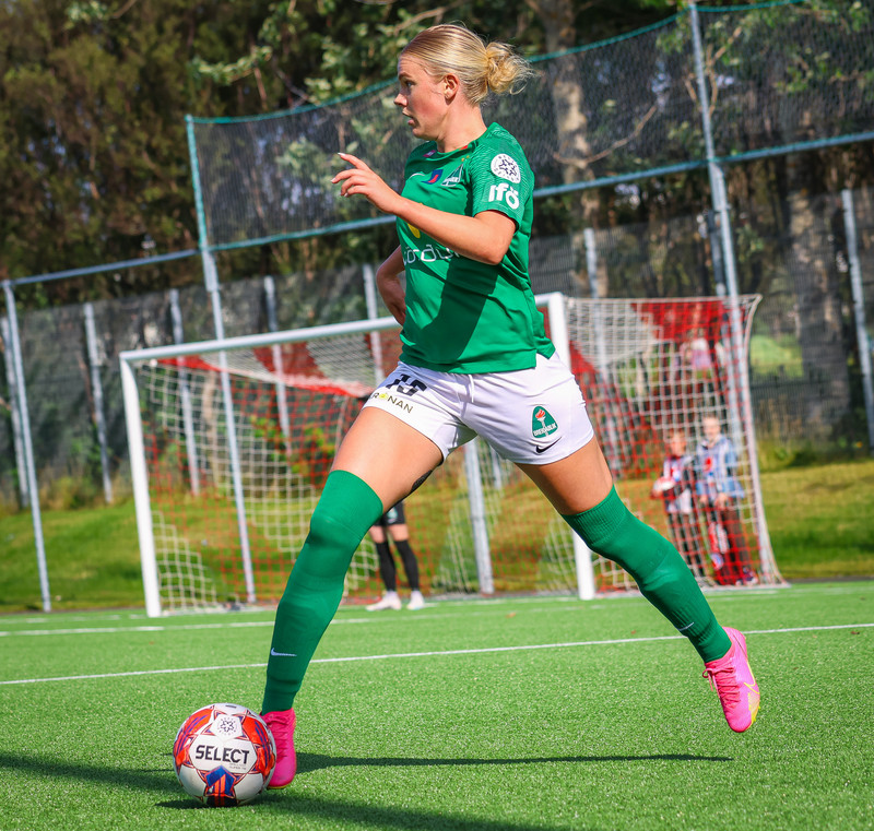 Myndaveisla frá sigri Þróttar á Breiðabliki