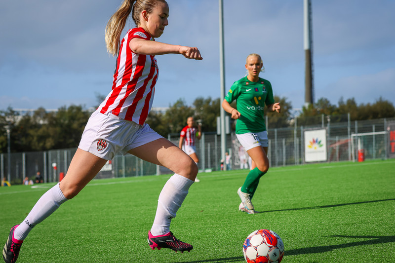 Myndaveisla frá sigri Þróttar á Breiðabliki