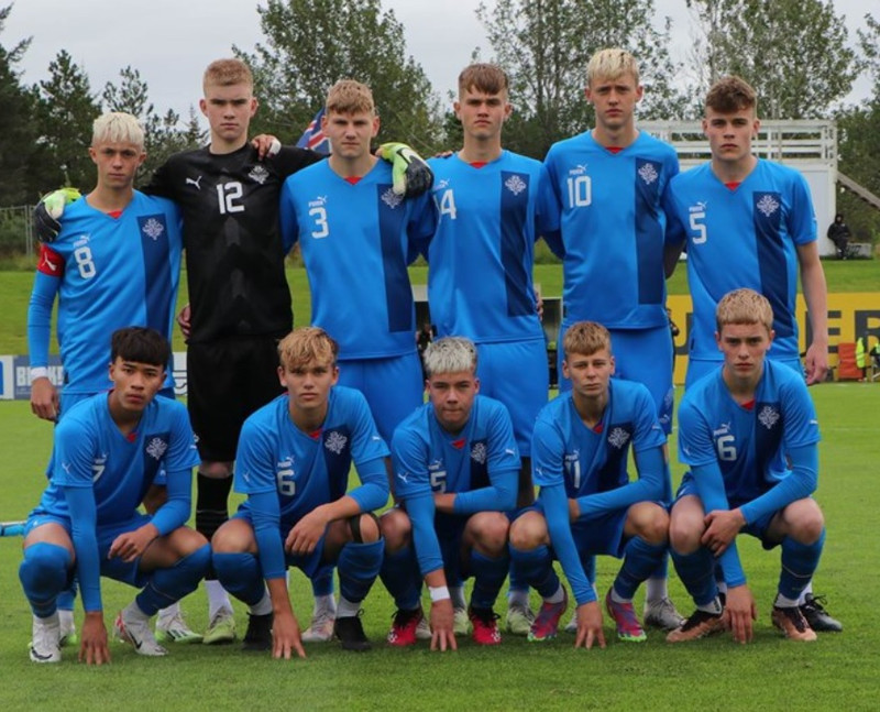 U15 byrjaði á tapi gegn Spánverjum