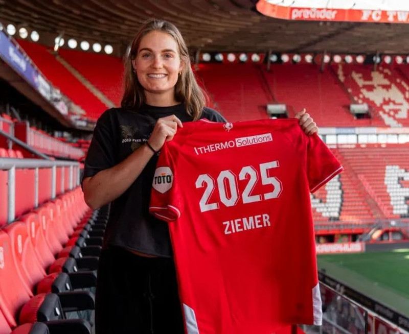 Taylor fer frá Blikum til Twente (Staðfest)