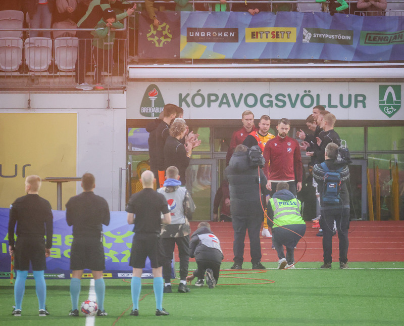 Myndaveisla: Breiðablik vann nýja Íslandsmeistara í Kópavogi