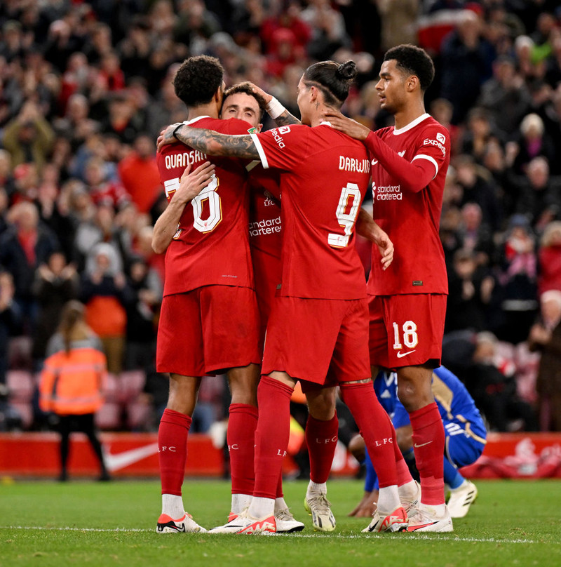 Enski deildabikarinn: Stórskemmtilegt einvígi Arnórs og Rúnars - Arsenal, Chelsea og Liverpool áfram