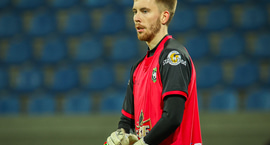 Flaug frá Danmörku og hjálpaði liðinu að halda sér...