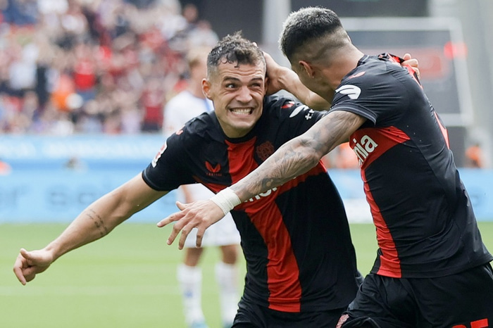Bayer Leverkusen mætir Borussia Dortmund