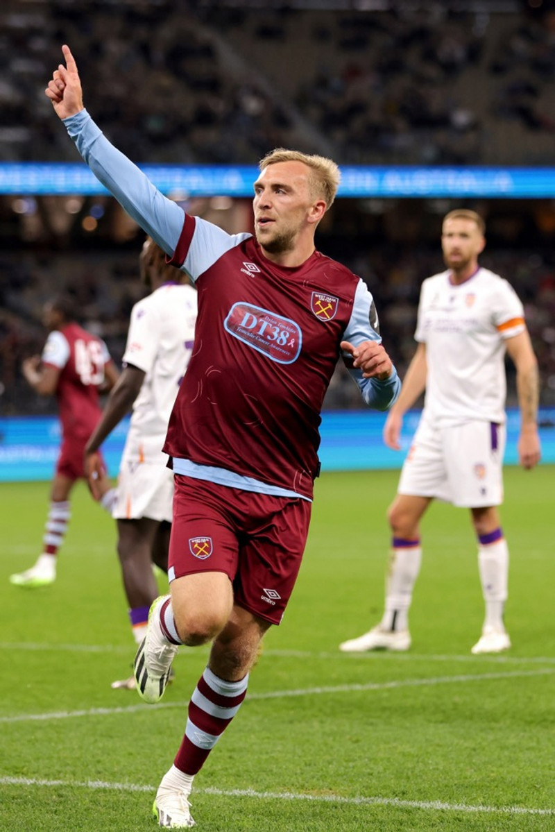 England: Bowen afgreiddi Brentford með þrennu