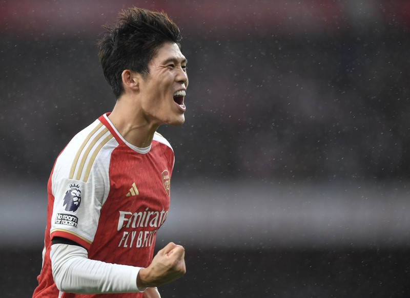 Tomiyasu jafnaði metin fyrir Arsenal.