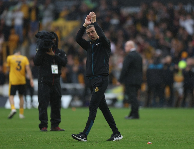 <b>Stjóri: Gary O'Neil (Wolves):</B> - Skilaði nauðsynlegum sigri gegn Southampton með alla þessa pressu á sér.