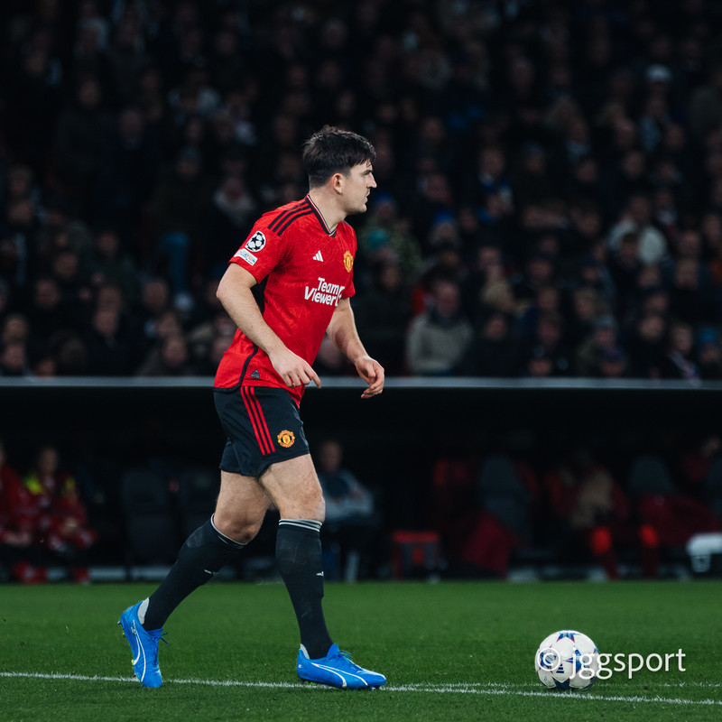 <b>Varnarmaður: Harry Maguire (Manchester United)</b> - Var sannur stríðsmaður í sigri United gegn Fulham.
