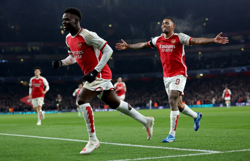 Bukayo Saka og Gabriel Jesus