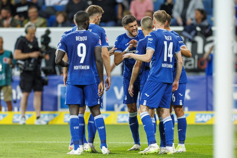 Hoffenheim stelur Hlozek undan nefinu á Leicester (Staðfest)
