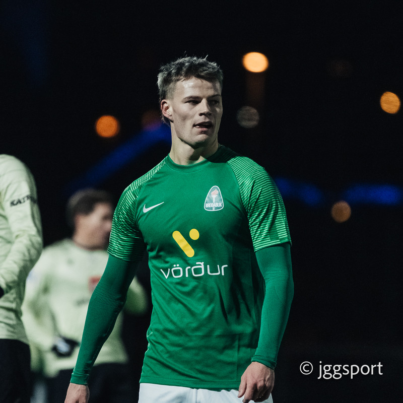 Davíð Ingvars fékk dæmda á sig vítaspyrnu.
