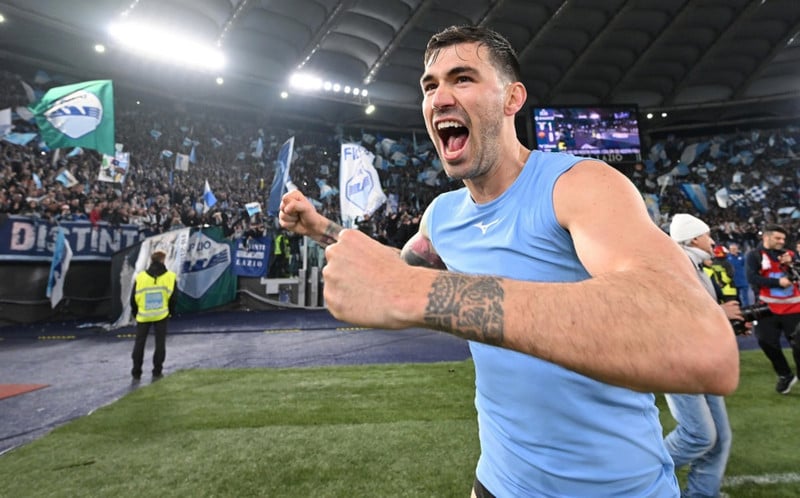 Alessio Romagnoli skoraði marki Lazio