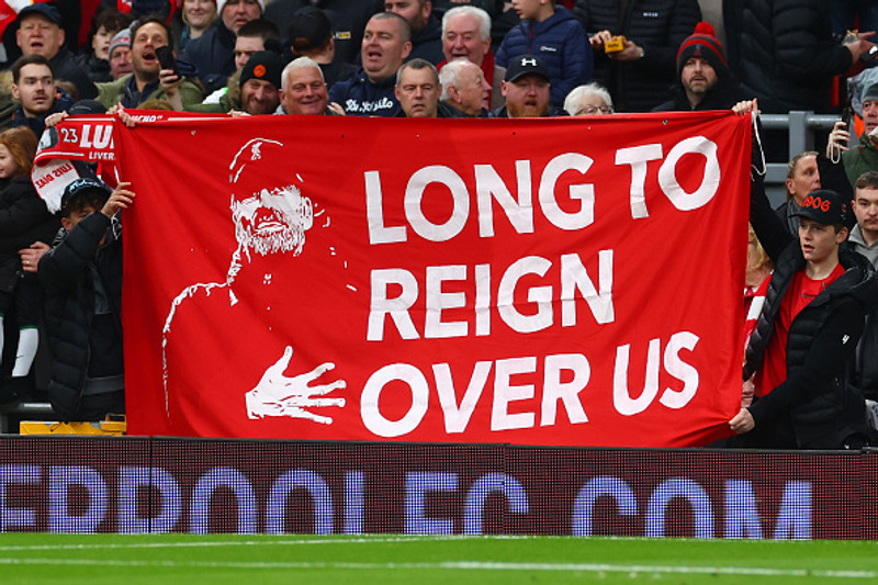 Klopp táraðist þegar hann las sum bréf frá stuðningsmönnum.