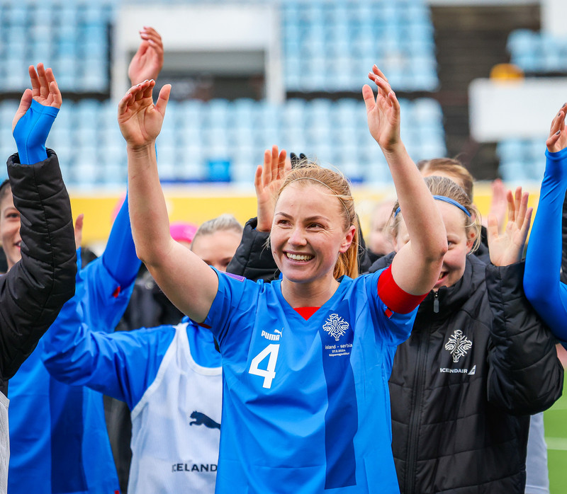 Glódís Perla Viggósdóttir, landsliðsfyrirliði, ánægð eftir sigurinn í gær.