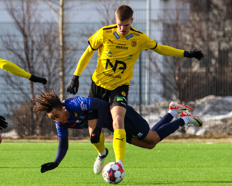 Myndaveisla 1: ÍA vann Leikni í Breiðholti