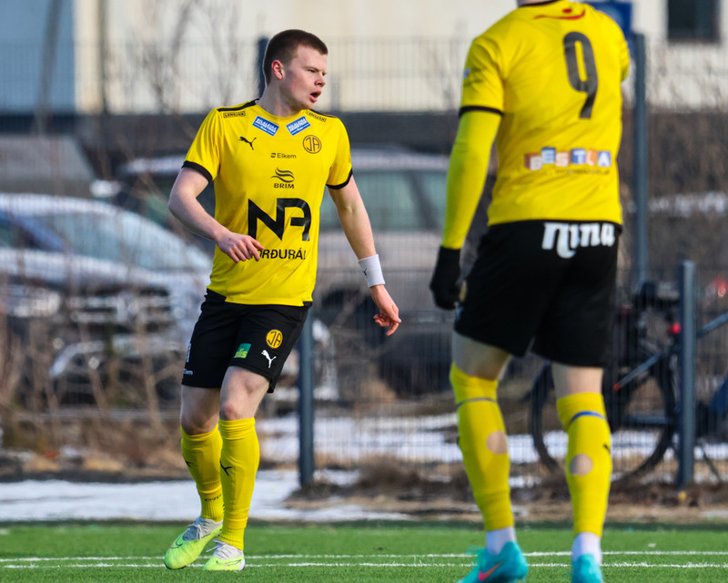 Myndaveisla 1: ÍA vann Leikni í Breiðholti