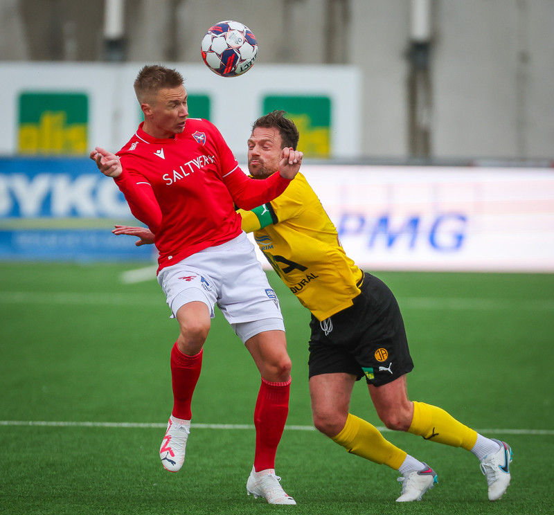 Myndaveisla: ÍA vann fyrsta leik Gylfa með Val