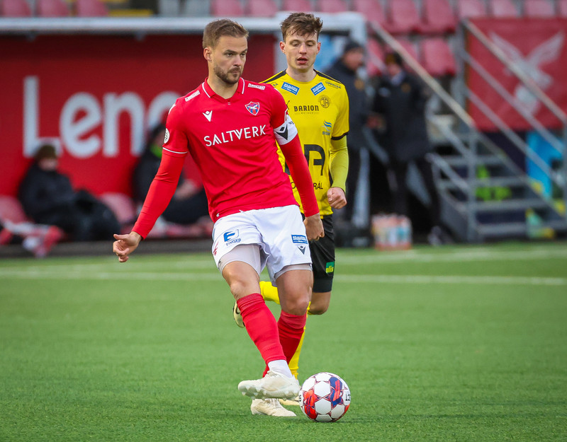 Myndaveisla: ÍA vann fyrsta leik Gylfa með Val