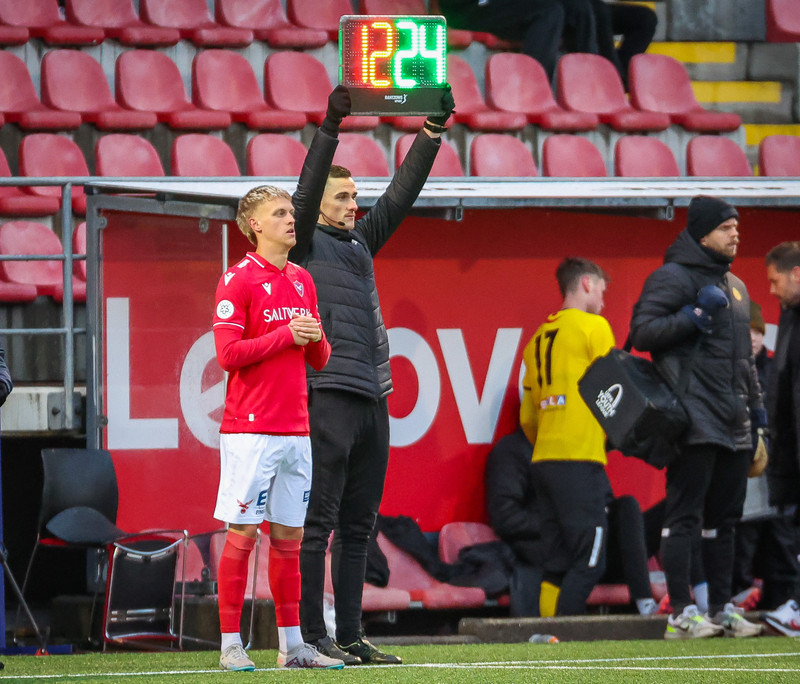 Myndaveisla: ÍA vann fyrsta leik Gylfa með Val