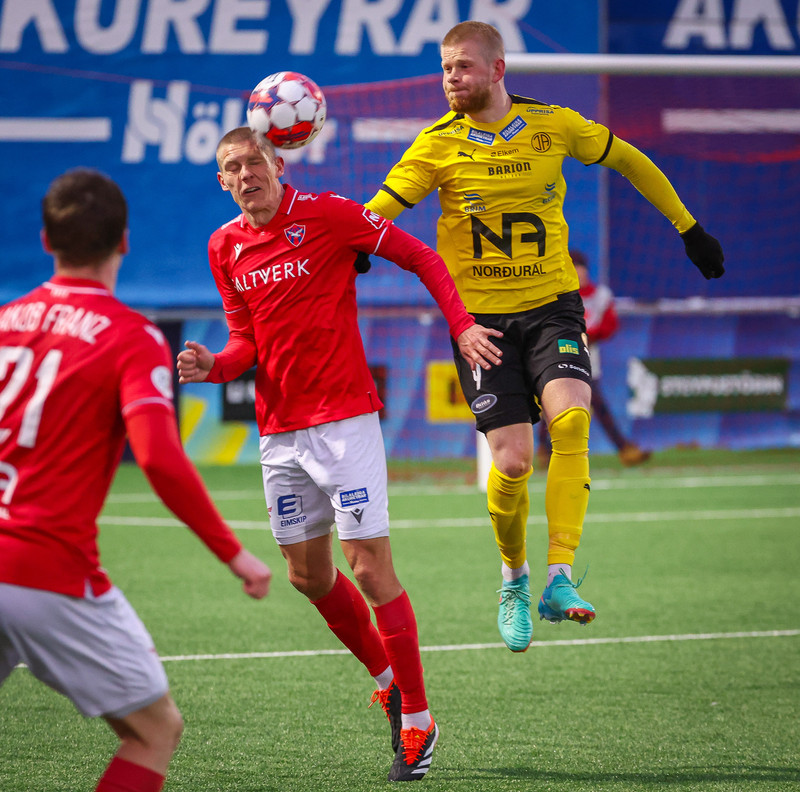 Myndaveisla: ÍA vann fyrsta leik Gylfa með Val