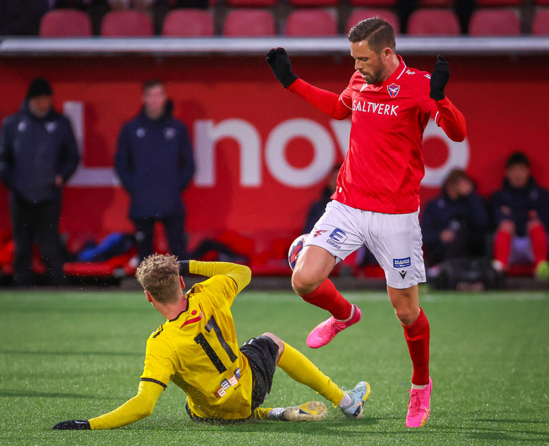 Myndaveisla: ÍA vann fyrsta leik Gylfa með Val