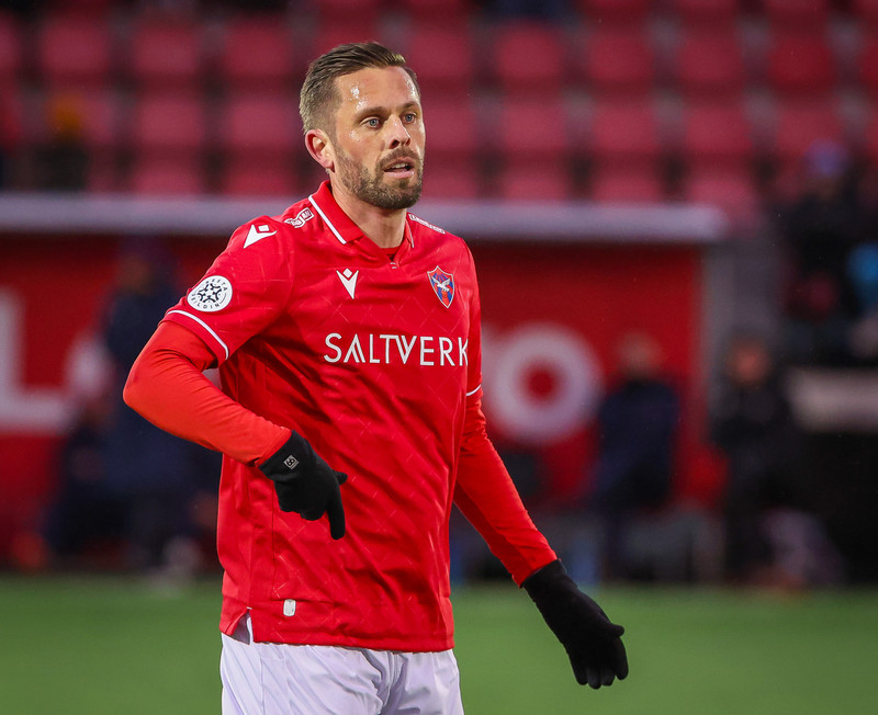 Myndaveisla: ÍA vann fyrsta leik Gylfa með Val