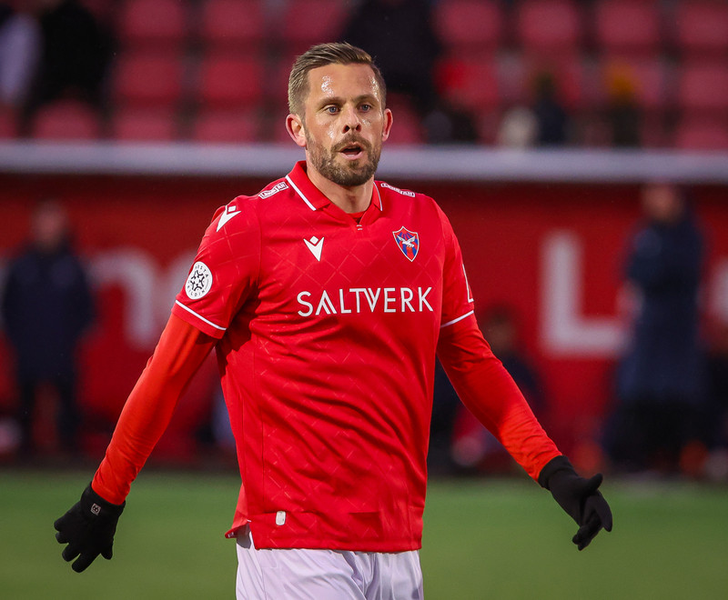 Myndaveisla: ÍA vann fyrsta leik Gylfa með Val