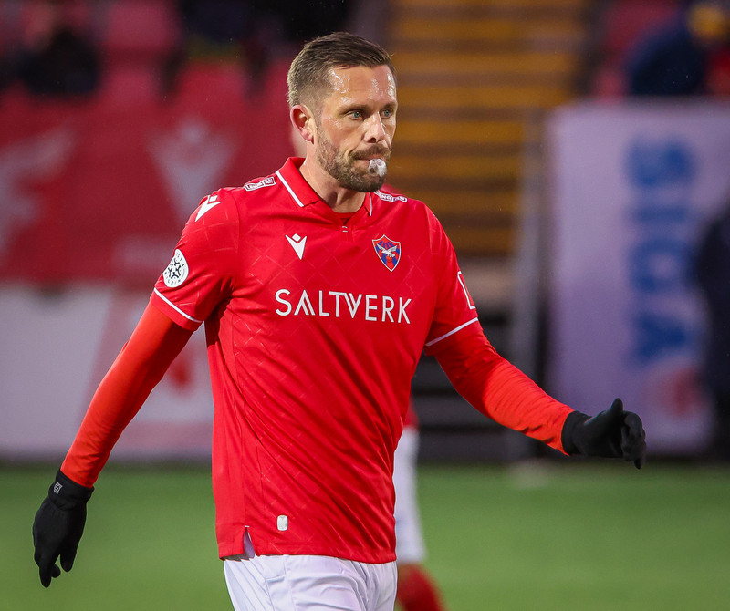 Myndaveisla: ÍA vann fyrsta leik Gylfa með Val