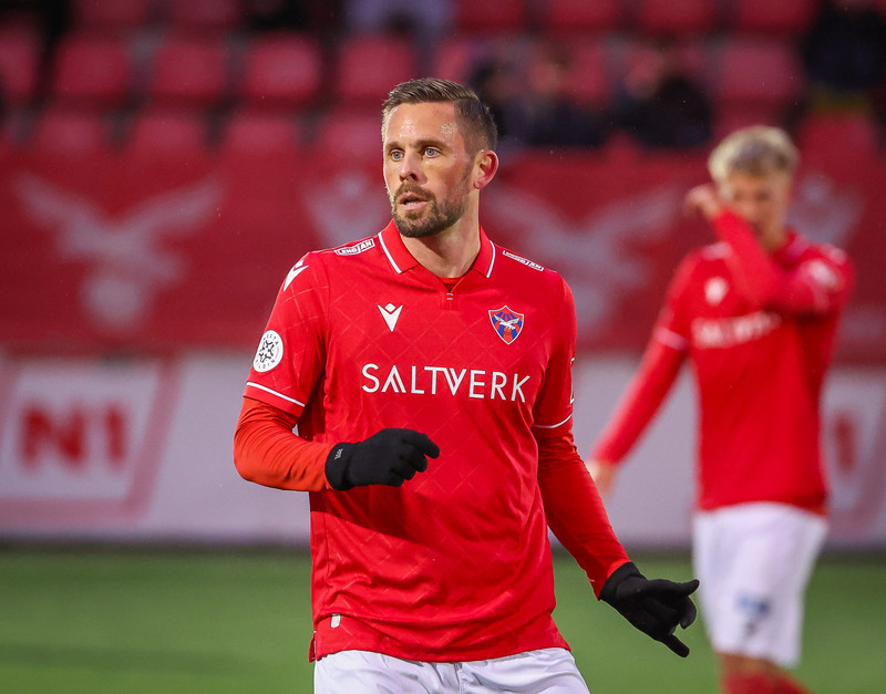 Myndaveisla: ÍA vann fyrsta leik Gylfa með Val