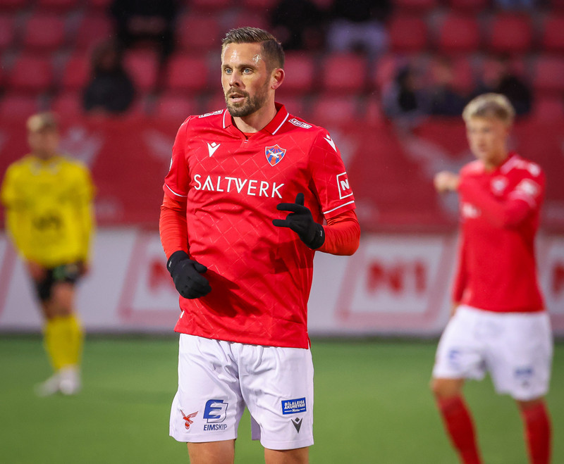 Myndaveisla: ÍA vann fyrsta leik Gylfa með Val