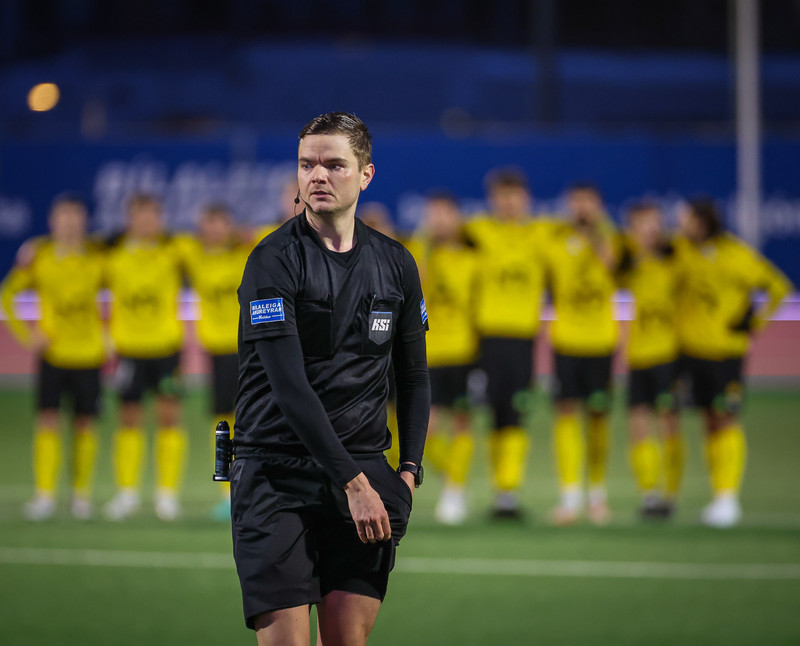 Myndaveisla: ÍA vann fyrsta leik Gylfa með Val