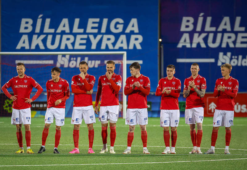 Myndaveisla: ÍA vann fyrsta leik Gylfa með Val