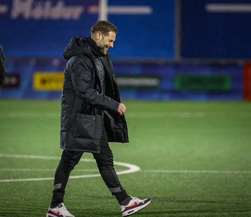 Myndaveisla: ÍA vann fyrsta leik Gylfa með Val