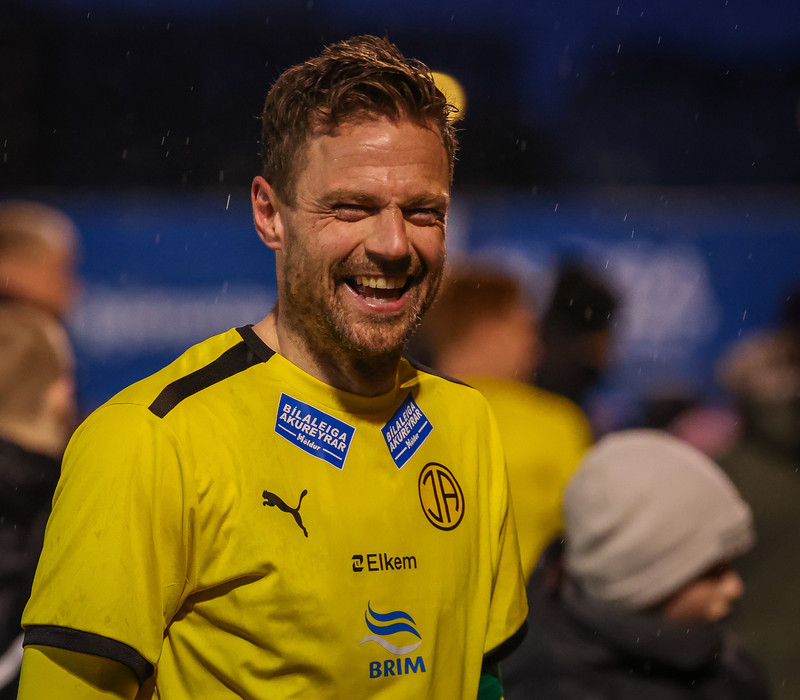 Myndaveisla: ÍA vann fyrsta leik Gylfa með Val