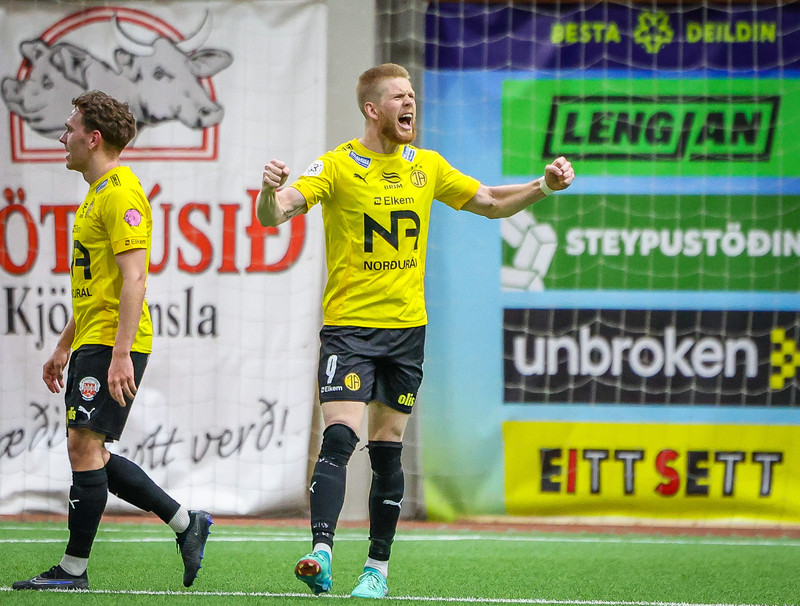 <b>Sterkastur í 2. umferð</b> - Framhald á hans tímabili frá því í fyrra