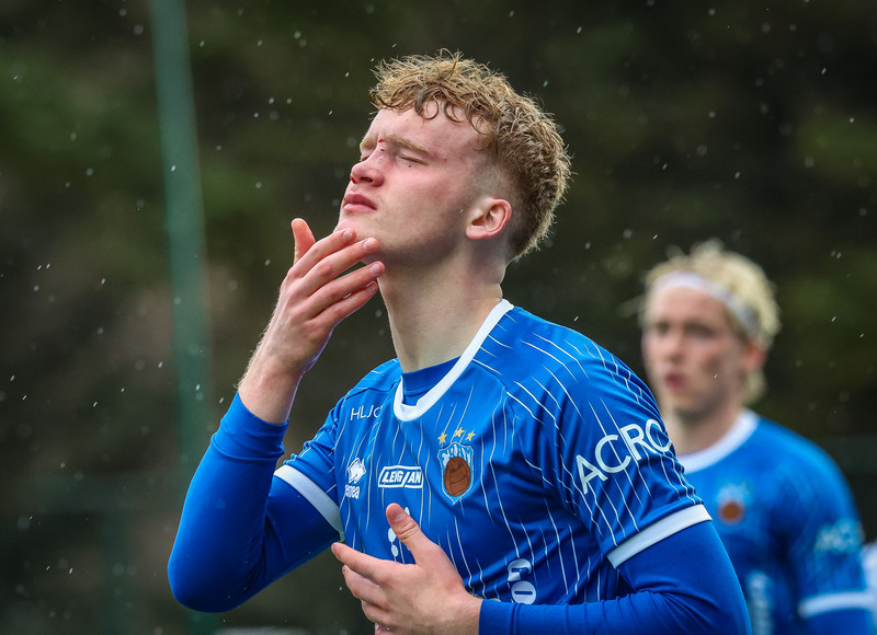 Blóðugur eftir samstuð við liðsfélaga