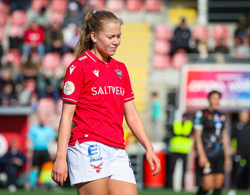 Amanda Andradóttir.