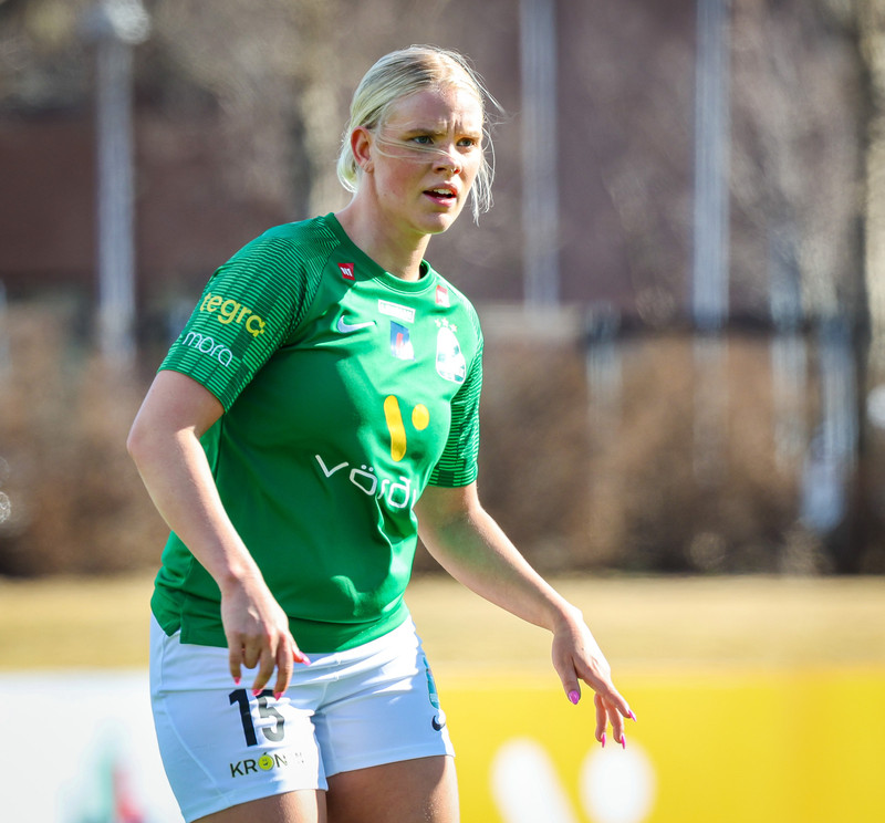 <b>Sterkasta lið 2. umferðar</b> - Fjórar sem eru aftur