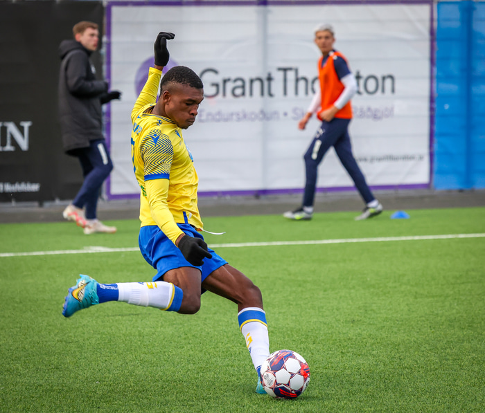 Hassan Jalloh mun klára tímabilið með Dalvík/Reyni