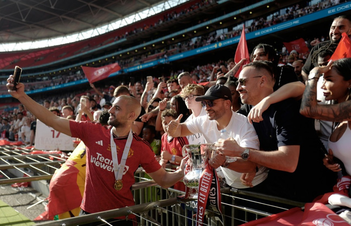Amrabat vill ekki snúa aftur til Fiorentina.