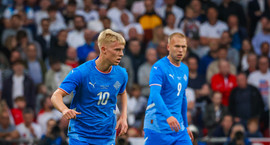 Hákon Arnar á lista með Bruno og Vitinha