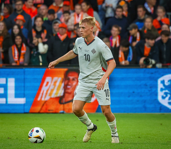 Hákon Arnar skoraði gott mark