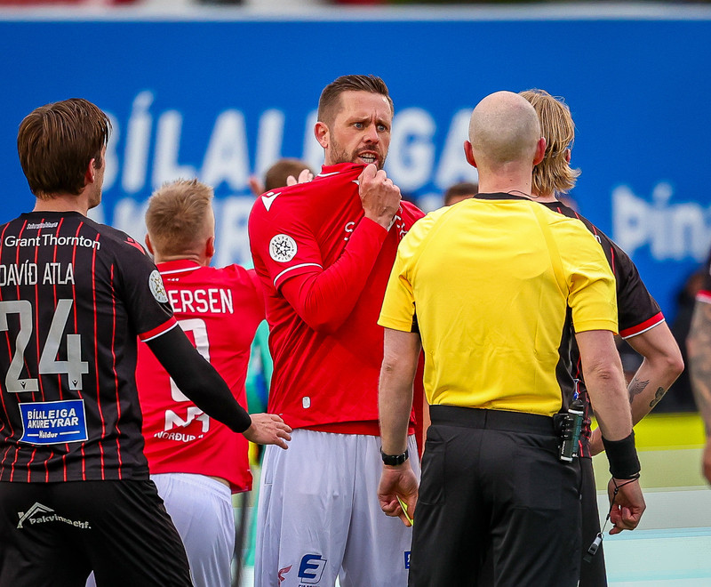 Vonast til þess að Gylfi verði með í næsta leik