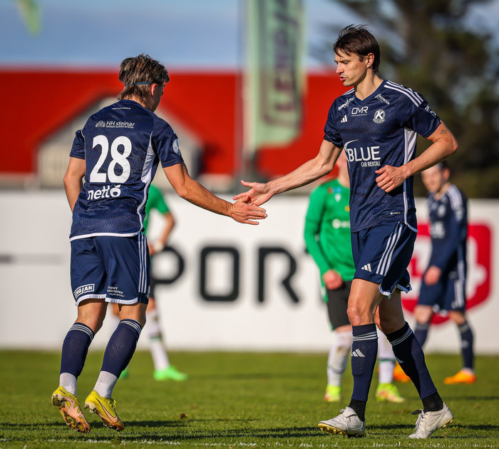 Frans fékk sitt sjöunda gula spjald í sumar gegn Njarðvík um helgina.