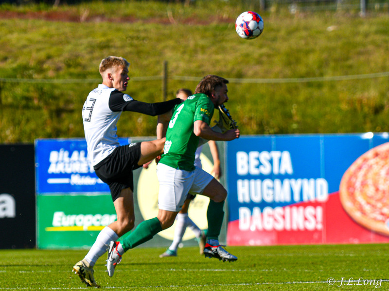 Myndaveisla: FH vann Breiðablik á grasinu