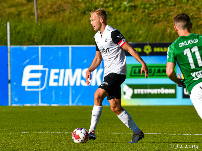 Myndaveisla: FH vann Breiðablik á grasinu