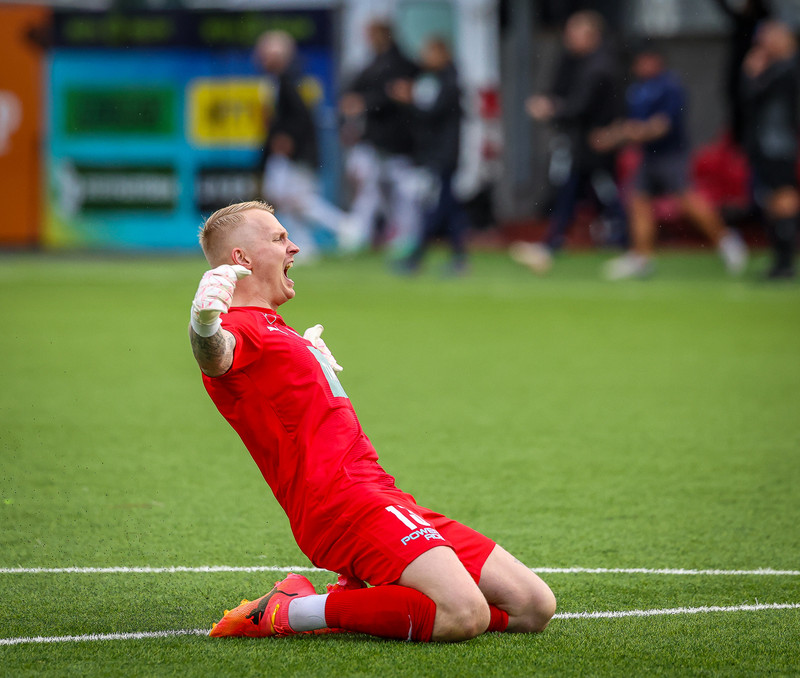 FH er að skoða markmannsmálin