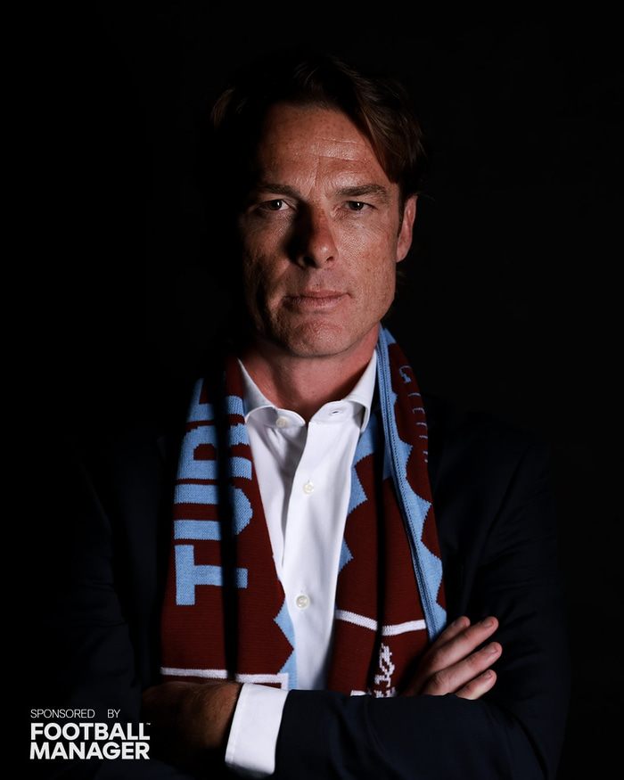 Scott Parker er stjóri Burnley.