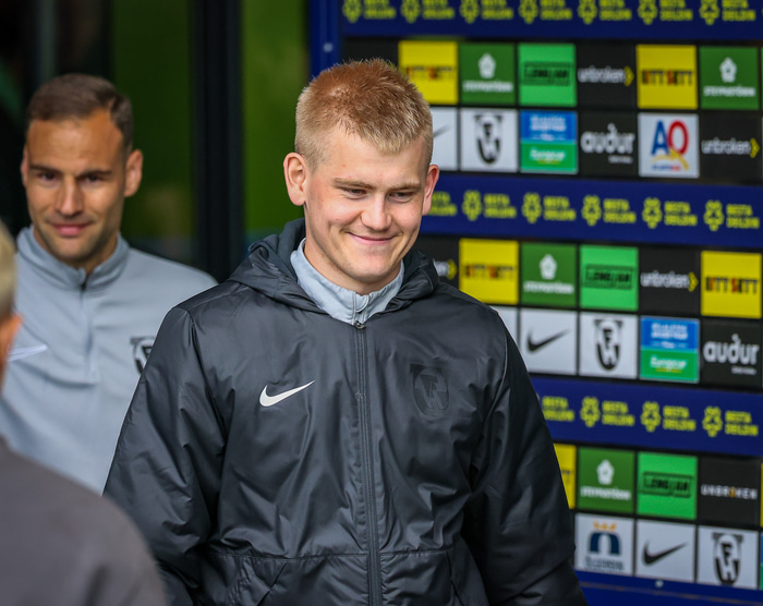 Sáttur með að vera kominn aftur á völlinn.