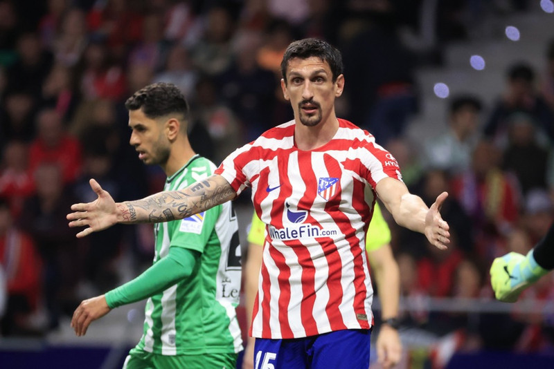 Savic fór frá Atletico Madrid til Trabzonspor í sumar.